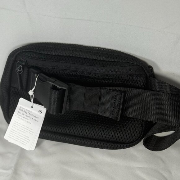 Lululemon NWT Black Mesh Belt Bag - Picture 5 of 7